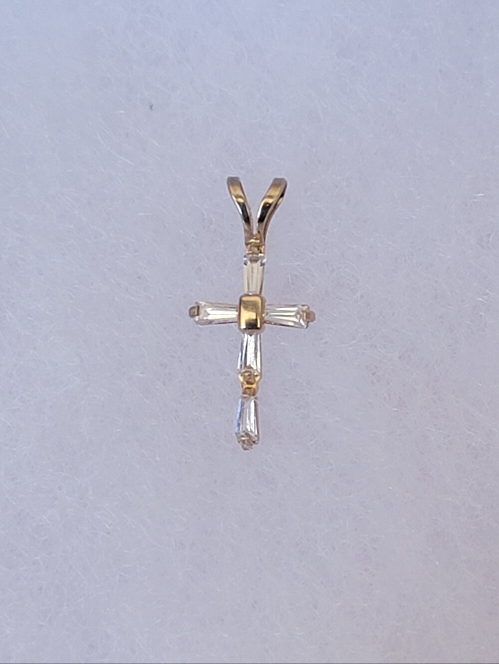 14k Gold Cross Pendant - Picture 4 of 5